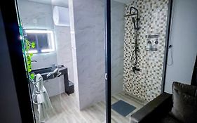 J&S Apartments